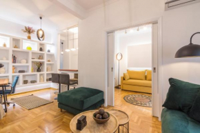 Colourful & Modern Apartment